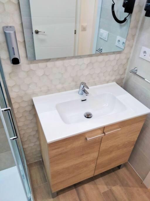 Loft La Calahorra Del Bere Con Posibilidad De Aparcamiento Pregunta Por El Pack Mas Amor 科爾多瓦 外观 照片